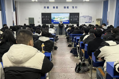 湖南交通工程学院：凝心聚力抓学风 安全护航新学期